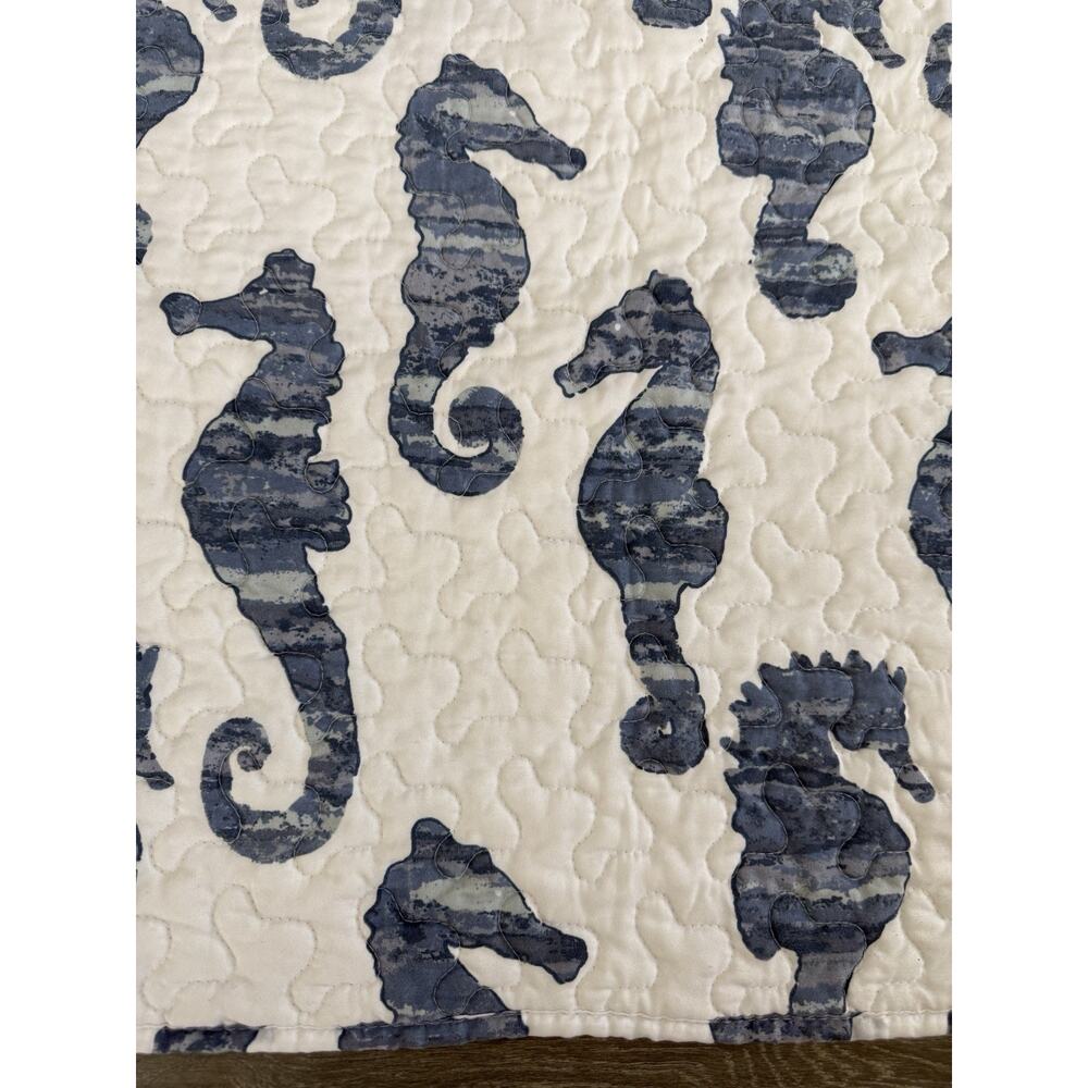 Seahorse Comforter Reversible Quilt Blue Size Full Nautical Coastal Cottage - Picture 2 of 6